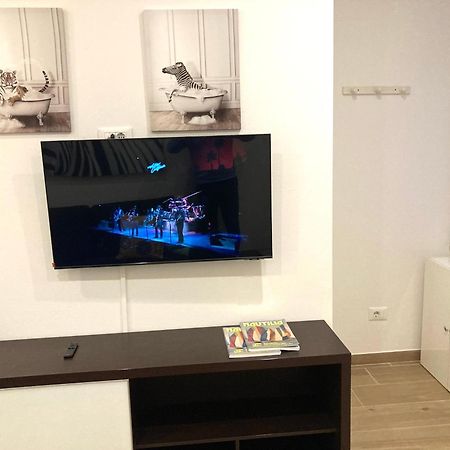 Casa Cereria - Apartment With Parking Trieste Exterior photo